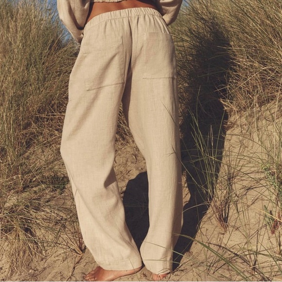 Zara - beige straight leg pants NWT - Picture 2 of 4